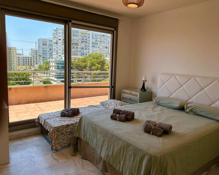 Atico Puerto Marina 2 Hab Con Piscina, 500M De La Plata Apartment ตอร์เรโมลิโนส ภายนอก รูปภาพ