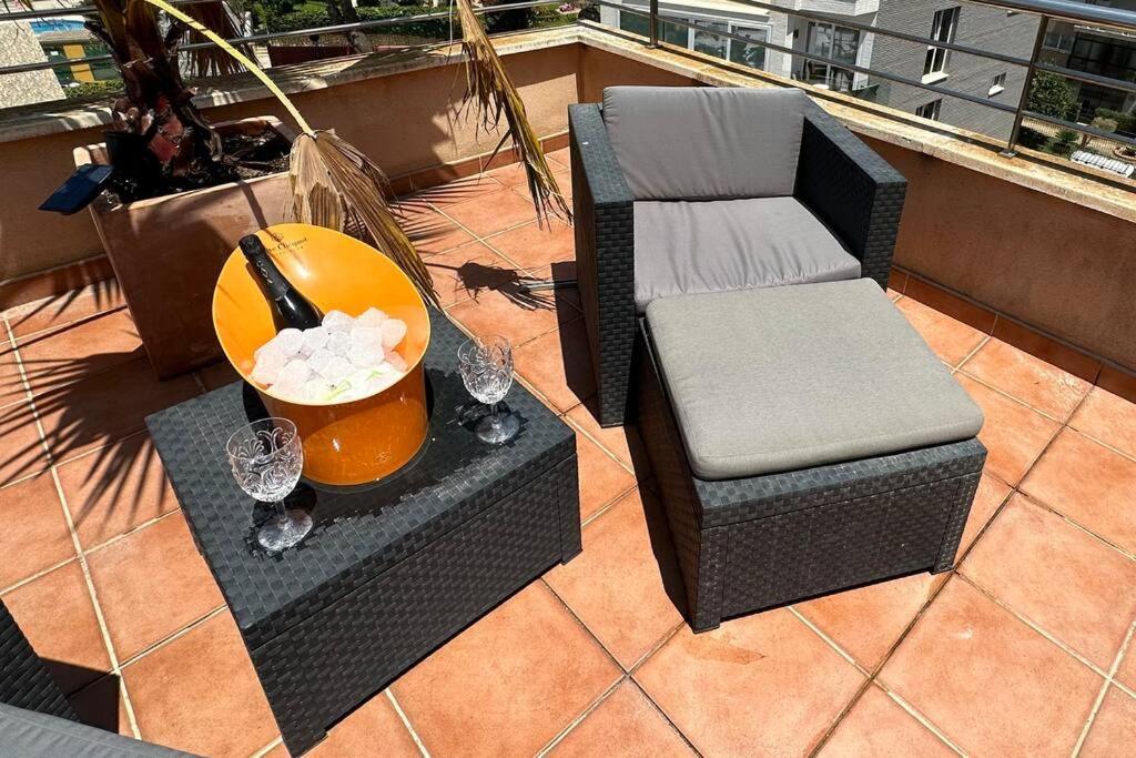Atico Puerto Marina 2 Hab Con Piscina, 500M De La Plata Apartment ตอร์เรโมลิโนส ภายนอก รูปภาพ